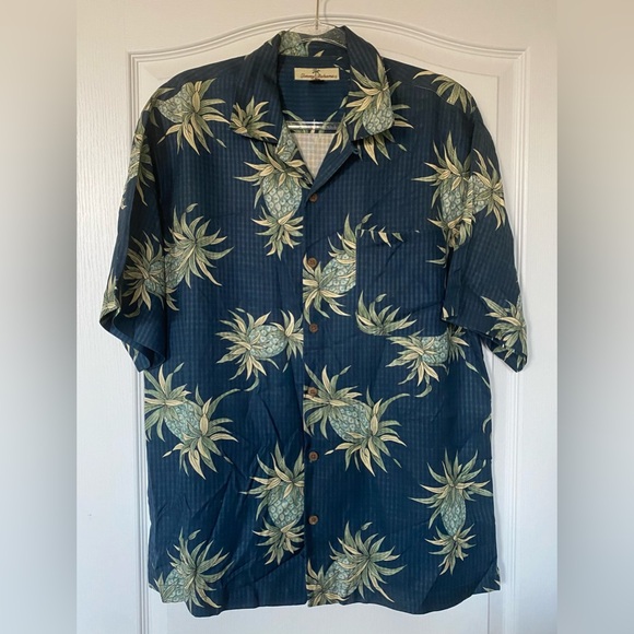 Tommy Bahama Silk Shirt - Picture 1 of 2